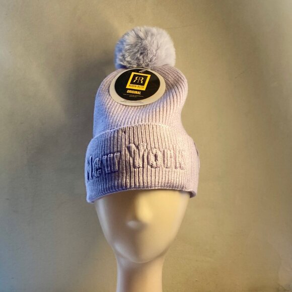 Lavender Beanie Pompom New York Logo Unisex NWT - Picture 2 of 11
